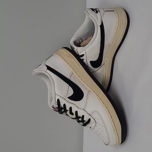 Nike Air Force 1 youth retro shoes